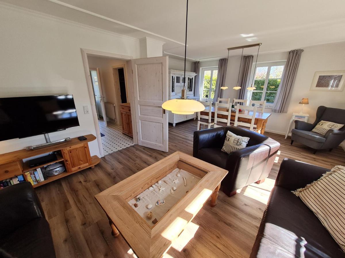 Ferienhaus Ellen, Eg Whg Utersum ภายนอก รูปภาพ